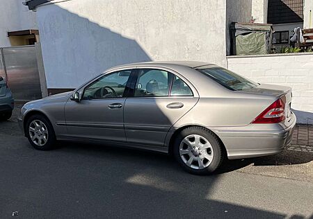 Mercedes-Benz C 180 Kompressor Elegance