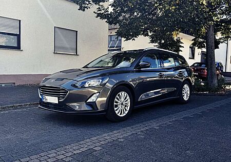 Ford Focus 1.5 EcoBlue Titanium NAVI+CARPLAY