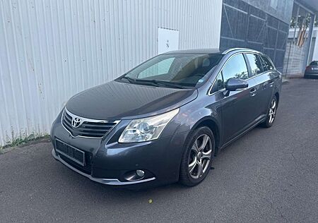 Toyota Avensis Kombi Sol
