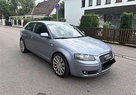 Audi A3 1.6 Attraction *TÜV Neu