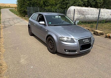 Audi A3 1.6 Attraction *TÜV Neu
