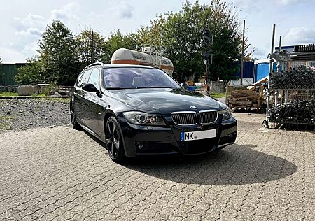 BMW 330i 330