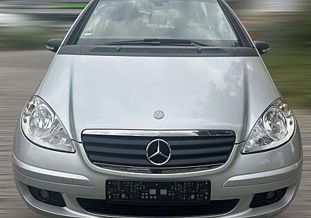 Mercedes-Benz A 180 "DiESEL" 2.0 CDi | Automatik | Klima usw...