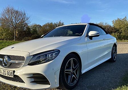Mercedes-Benz C 220 d Cabrio 9G-TRONIC AMG Line