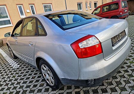 Audi A4 1.6 S4 1.6 BENZIN+GAS