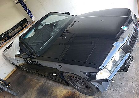 BMW 328i 328