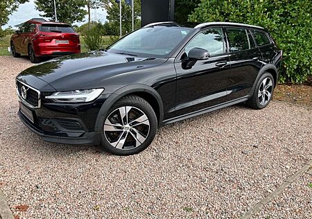 Volvo V60 CC V60 Cross Country B4 (Diesel) AWD Pro LED