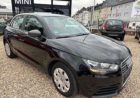 Audi A1 1,6 TDI Sportback attraction