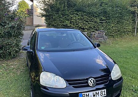 VW Golf Volkswagen Trendline