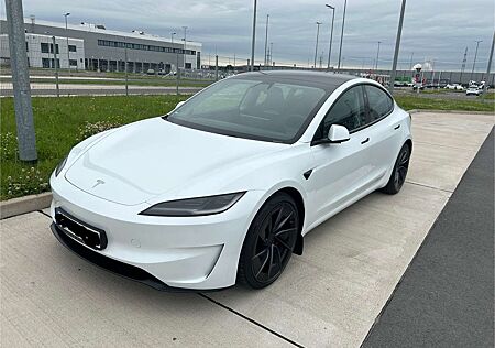 Tesla Model 3 gebraucht kaufen Tesla Model 3 Performance Highland