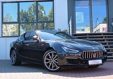 Maserati Ghibli GT Mild-Hybrid 1. Hand Softclose 360°