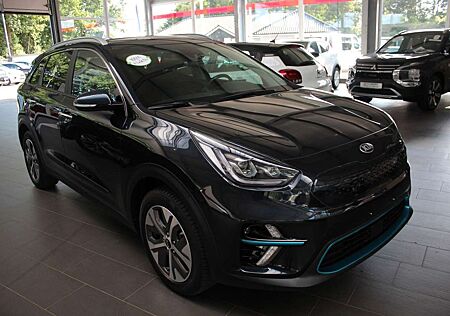 Kia Niro e- Vision 64 kWh(3 Phasen,PLUS+ LED+AHK)