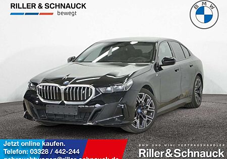 BMW i5 40 xDrive M Sport 1,99 % ZINS+PANO+AHK+B&W