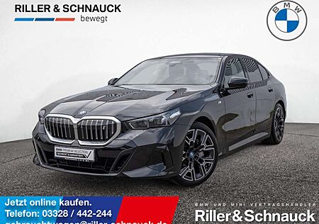 BMW i5 xDrive 40 M-Sport 1,99 % ZINS+PANO+AHK+B&W
