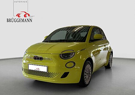 Fiat 500E 23,8 kWh + Ganzjahresreifen