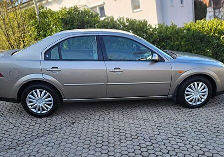 Ford Mondeo Tüv neu