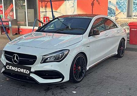 Mercedes-Benz CLA 45 AMG 4Matic Speedshift DCT 7G