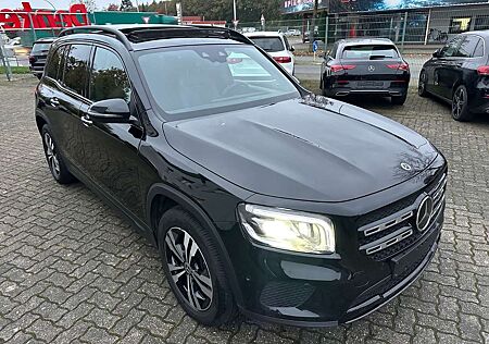 Mercedes-Benz GLB 200 d DCT Progressive Pano Kamera Distronic