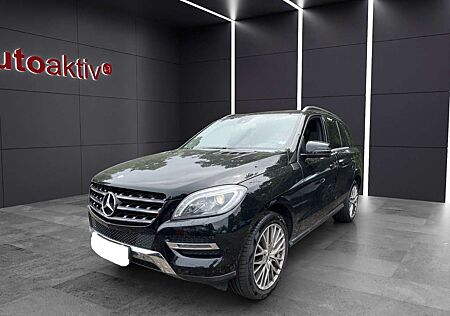 Mercedes-Benz ML 350 CDI BlueTec/AHK/LED Bi-Xenon/Schiebedach