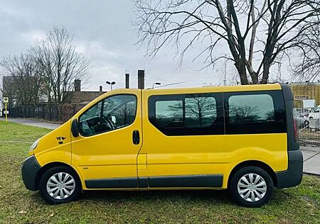 Opel Vivaro 2.5 CDTI L1H1