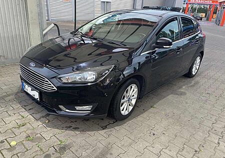 Ford Focus Fließheck 1.0 EcoBoost Start-Stopp-System
