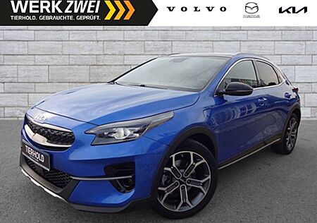 Kia XCeed 1,6 Platinum Plug-in ACC PANO LEDER 18"