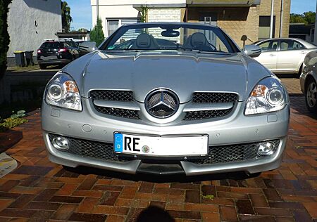 Mercedes-Benz SLK 200