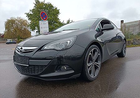 Opel Astra J GTC Innovation