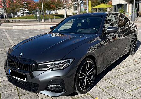 BMW 330 i M Sport