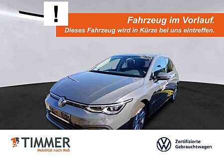VW Golf Volkswagen VIII 1.5 TSI LIFE *LED *RKAM *VIRTUAL *NAVI *SHZ