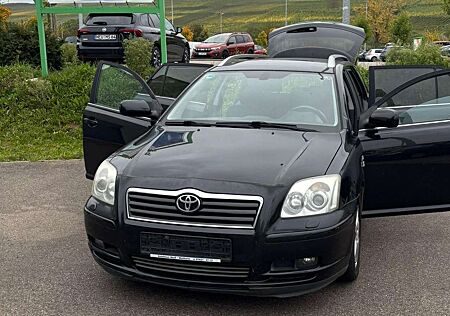 Toyota Avensis Combi Diesel 2.2 D-CAT Combi Sol