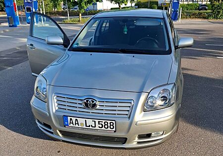 Toyota Avensis 1.8 VVT-i