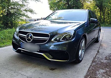 Mercedes-Benz E 500 4Matic 7G-TRONIC Avantgarde