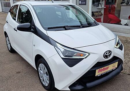 Toyota Aygo x,Business,Klima