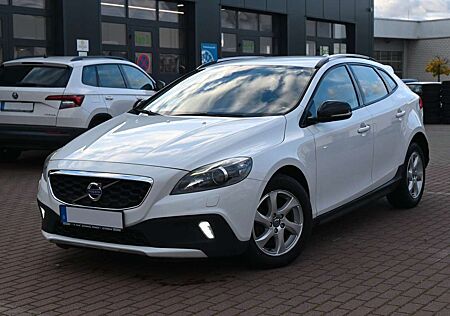 Volvo V90 Cross Country V40 Cross Country D3 MOM*XEN*NAV*STYL*SHZ*AUT