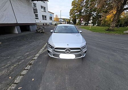 Mercedes-Benz A 250 gebraucht kaufen Mercedes-Benz A 250 4Matic 7G-DCT Edition 2020