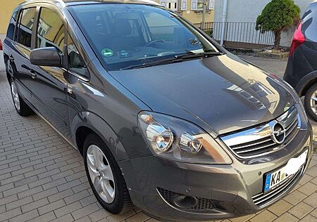 Opel Zafira 1.8 Design Edition