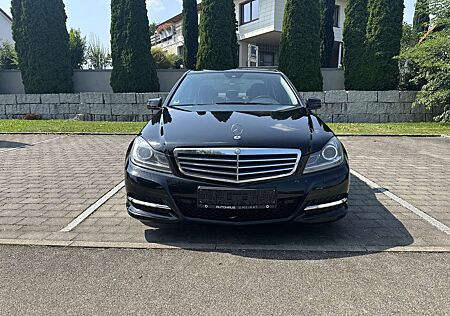Mercedes-Benz C 200 CGI BlueEfficiency (204.048)