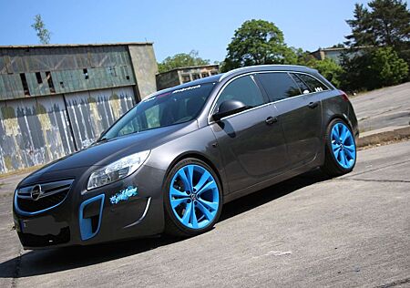 Opel Insignia 2.0 CDTI Sports Tourer Design Edition