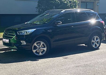 Ford Kuga 2.0 TDCi 4x4 Aut. Titanium