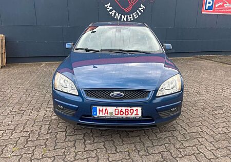 Ford Focus Turnier Style !!Tüv 5 /2027 / Anhängerkupp