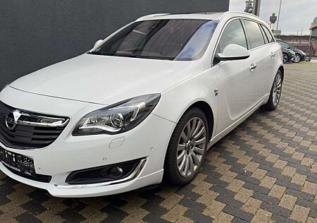 Opel Insignia A Sports Innovation OPC PANO BI XENON