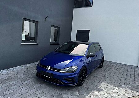 VW Golf Volkswagen VII Lim. R BMT/Start-Stopp 4Motion