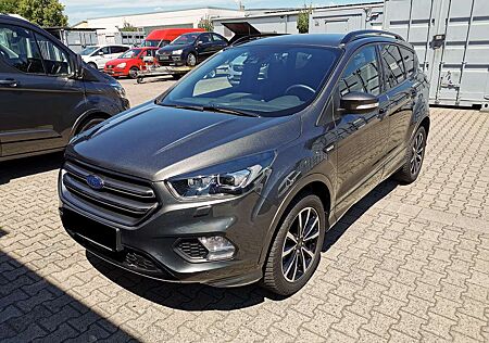 Ford Kuga 1.5 EcoBoost 2x4 ST-Line