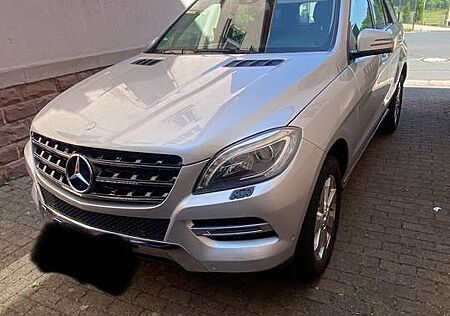 Mercedes-Benz ML 350 BlueTEC 4MATIC 7G-TRONIC