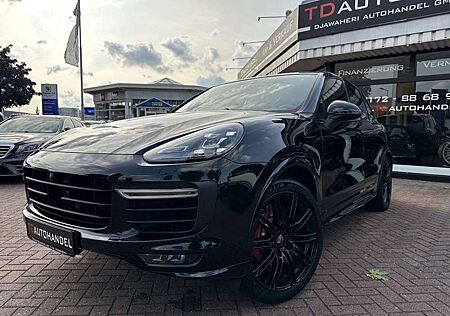 Porsche Cayenne Turbo Voll LED BOSE Pano