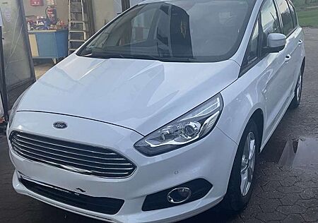 Ford S-Max 2.0 EcoBlue Trend