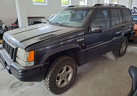 Jeep Grand Cherokee 5.9 Limited LX