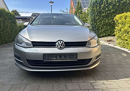 VW Golf Volkswagen 1.2 TSI Trendline