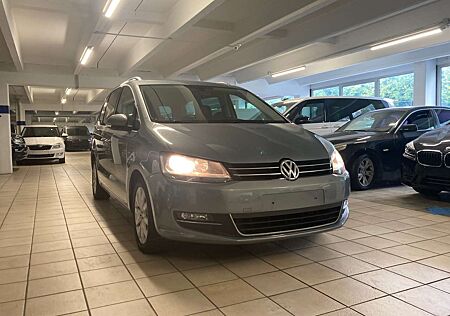 VW Sharan Volkswagen 2.0 TDI Highline BMT DSG, Leder, Navi